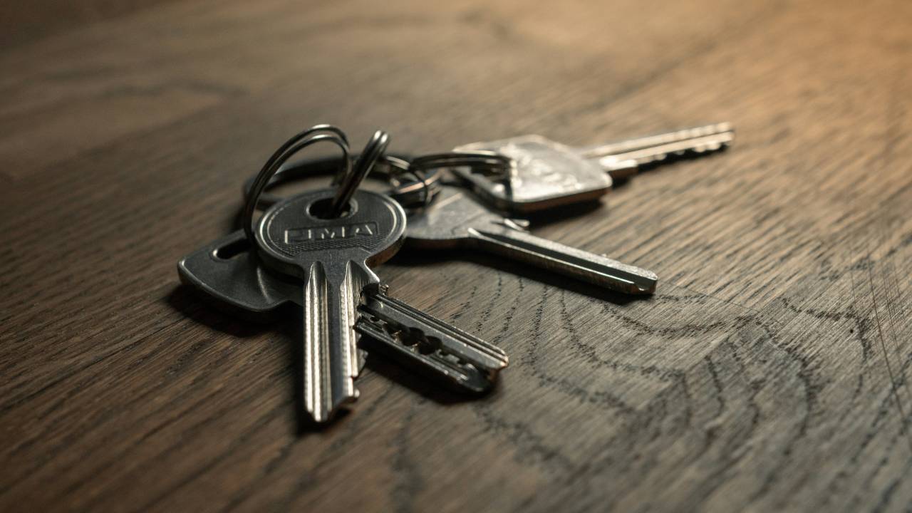 set of house keys